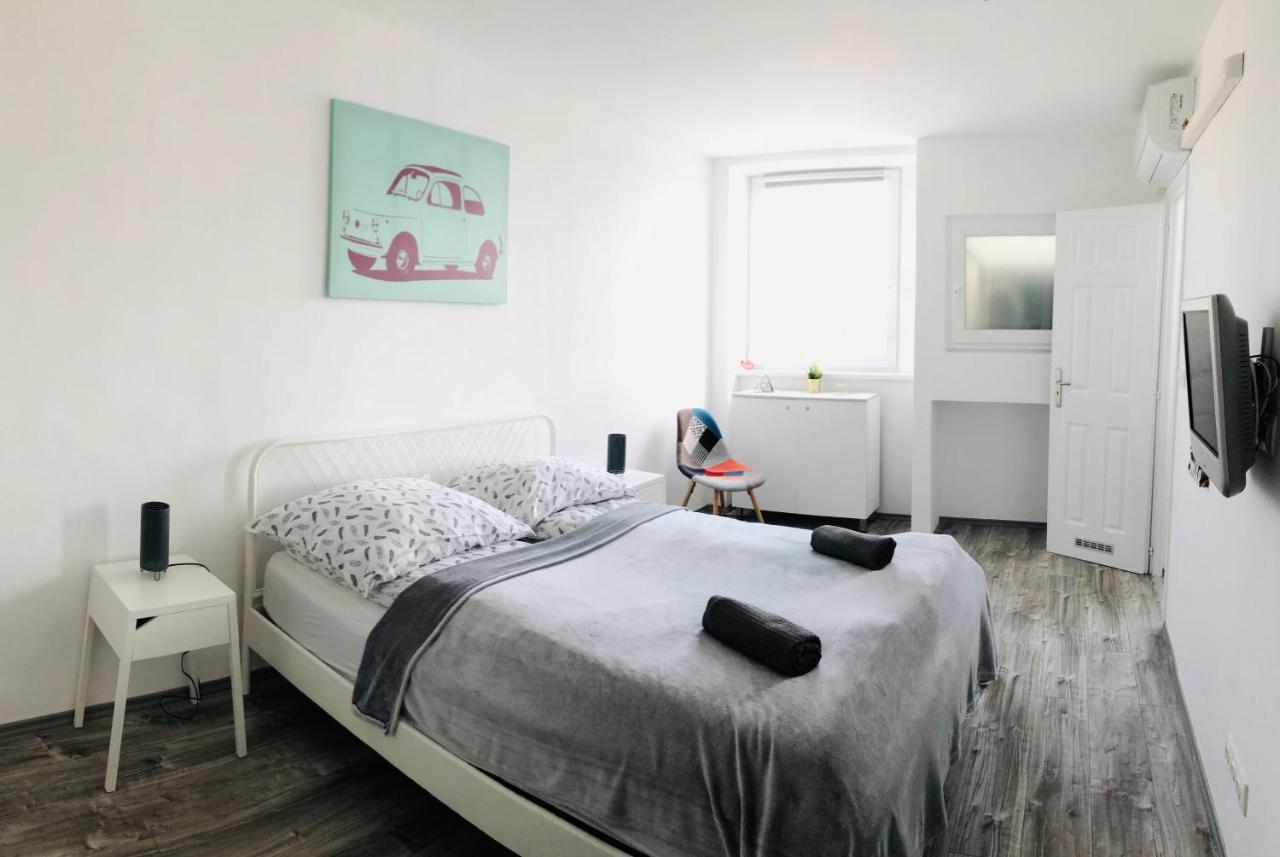 Central Apartments Veszprém Eksteriør bilde