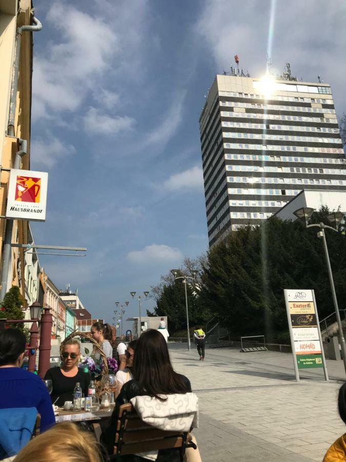 Central Apartments Veszprém Eksteriør bilde
